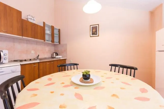 Apartman Studio Dino Klimno